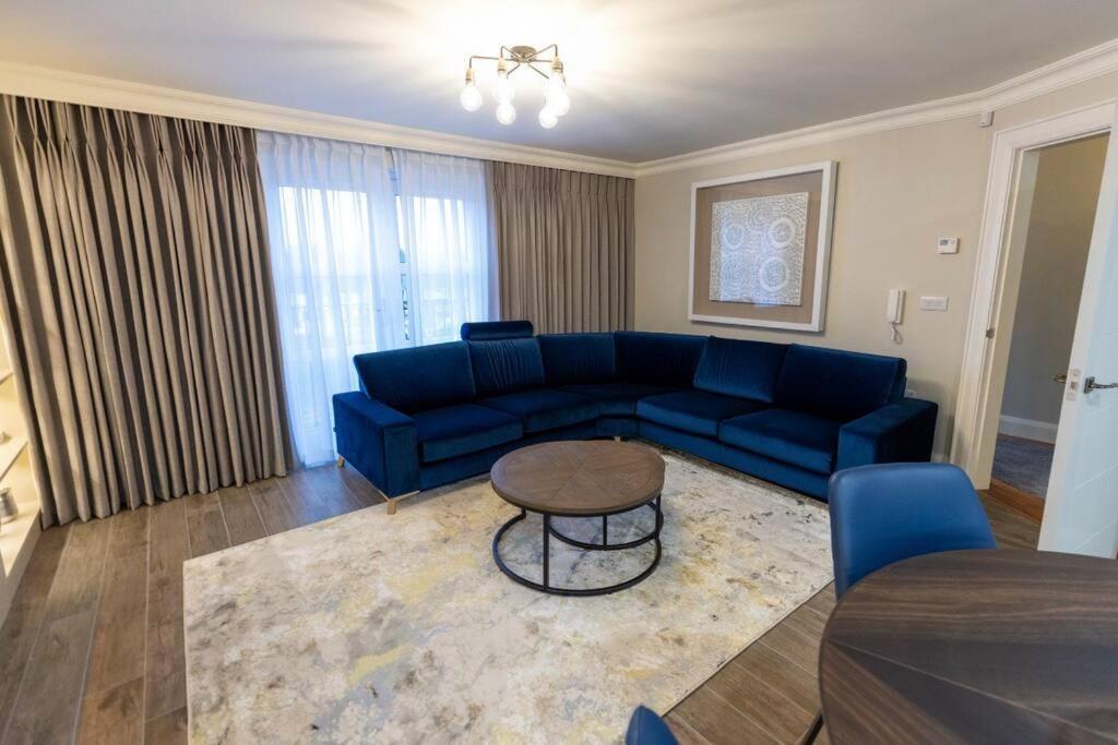Luxury Town Centre Apartment Cookstown Dış mekan fotoğraf