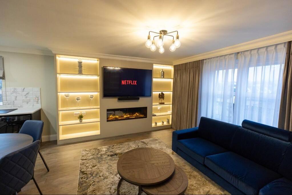 Luxury Town Centre Apartment Cookstown Dış mekan fotoğraf