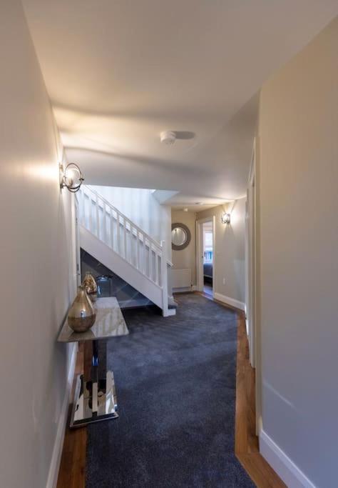 Luxury Town Centre Apartment Cookstown Dış mekan fotoğraf